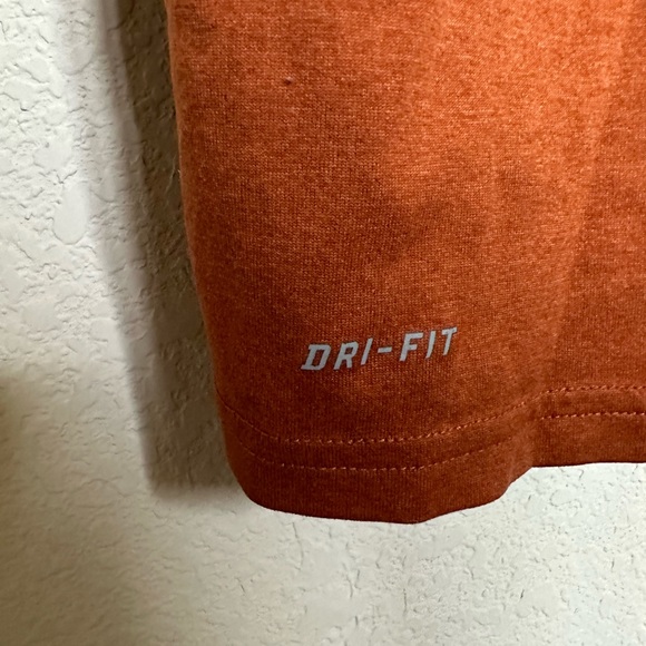 Nike Dri-fit XL Boy’s Texas Longhorns UT Burnt Orange Short Sleeve Shirt - Picture 4 of 5